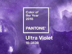 Pantone 2018 年度色彩公布：18-3838 Ultra Violet（紫外光色）