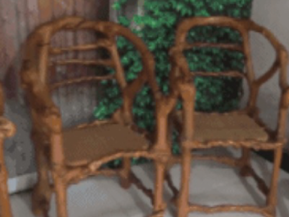 老人耗费 17 年时间种植树椅子