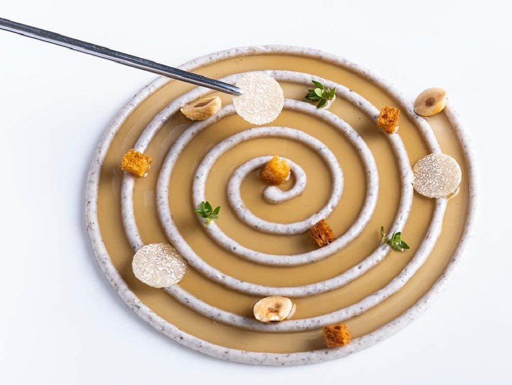西班牙米其林星级餐厅主厨展示 3D 食物打印机 Foodini
